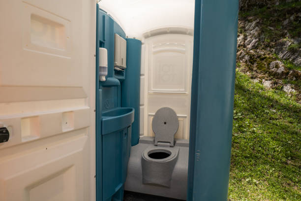 Best High-end porta potty rental  in Morton, WA